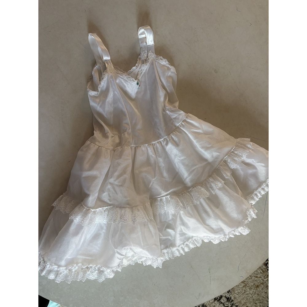 Vintage Copper Key Girls White Tiered Ruffle Full Slip Lace Trim Size 4 USA Made